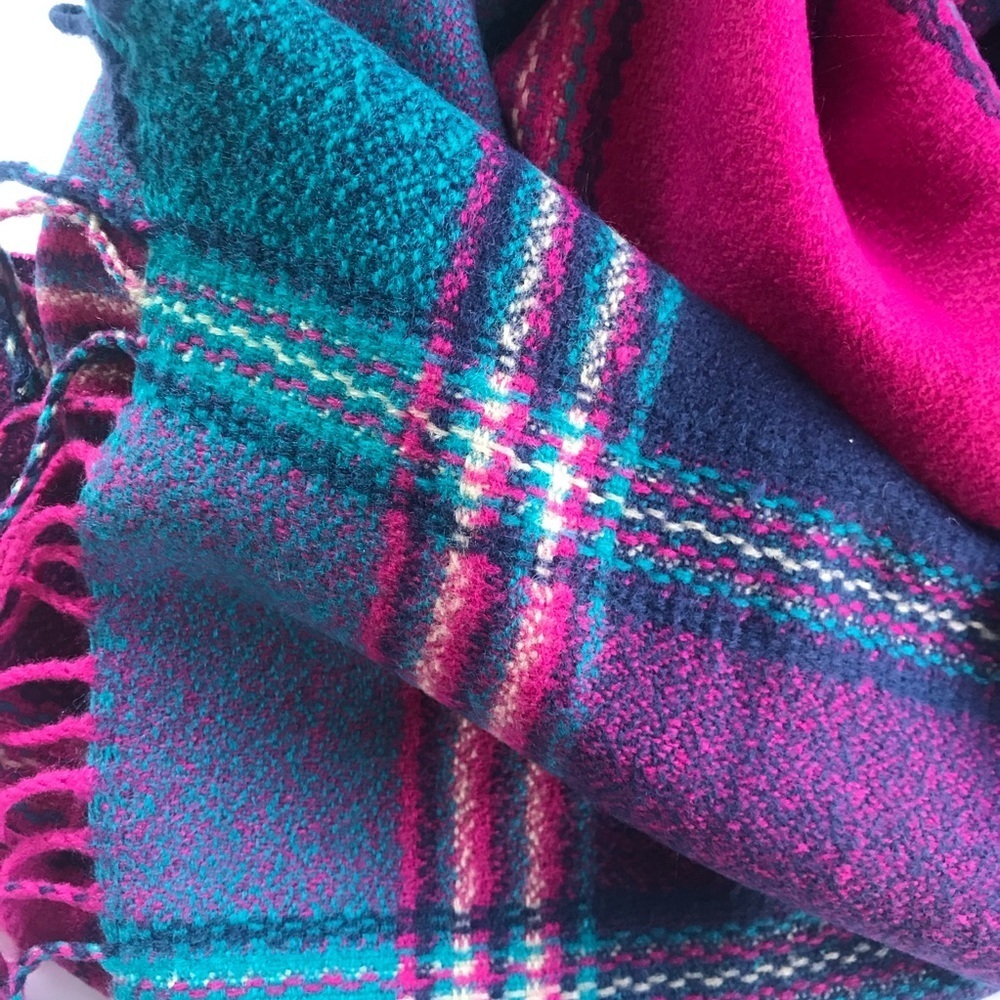 Top Rated ๐ 100% Cashmere Scarf - Picture 3 of 10